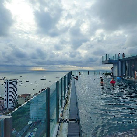 The Base Pattaya 芭提雅基地公寓 Zewnętrze zdjęcie