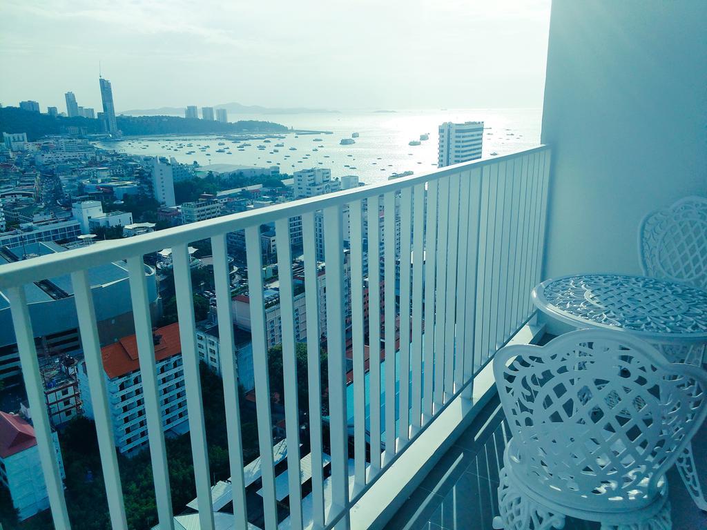 The Base Pattaya 芭提雅基地公寓 Zewnętrze zdjęcie